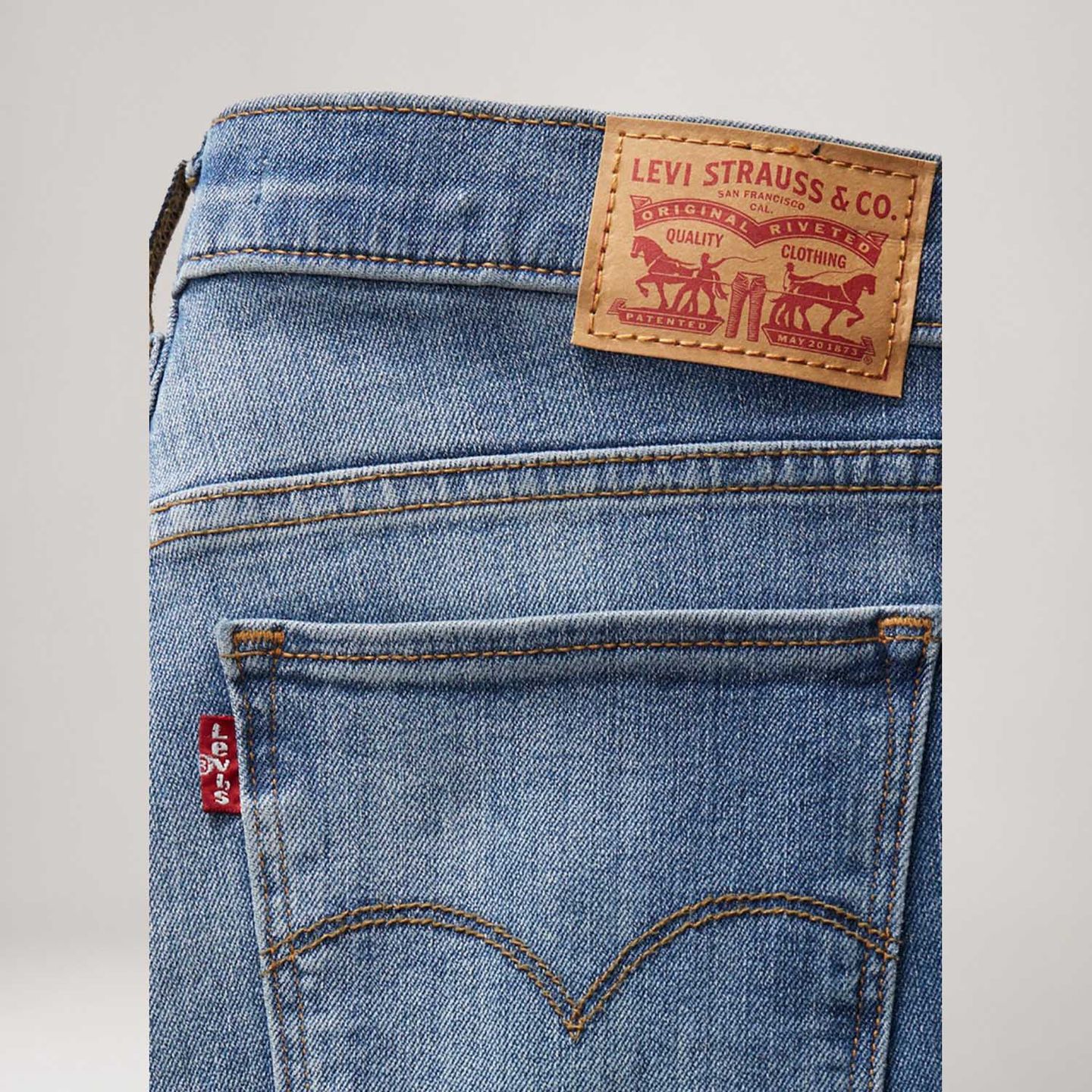Calça Jeans Levi's® 315 Shaping Boot Lavagem Clara - Levi's® Brasil