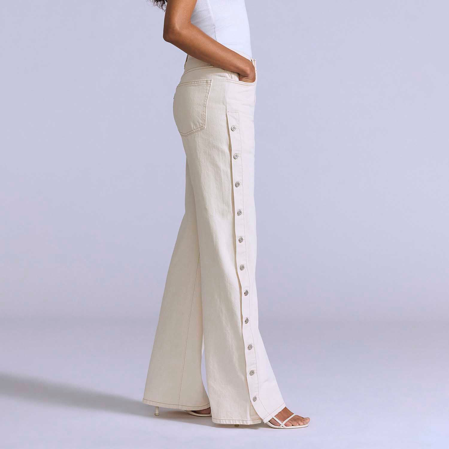 Calça Jeans Levi's® Blue Tab Shank Pant Off White - Levi's® Brasil