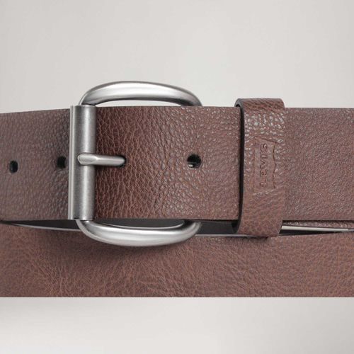 Cinto Levi's® Marrom