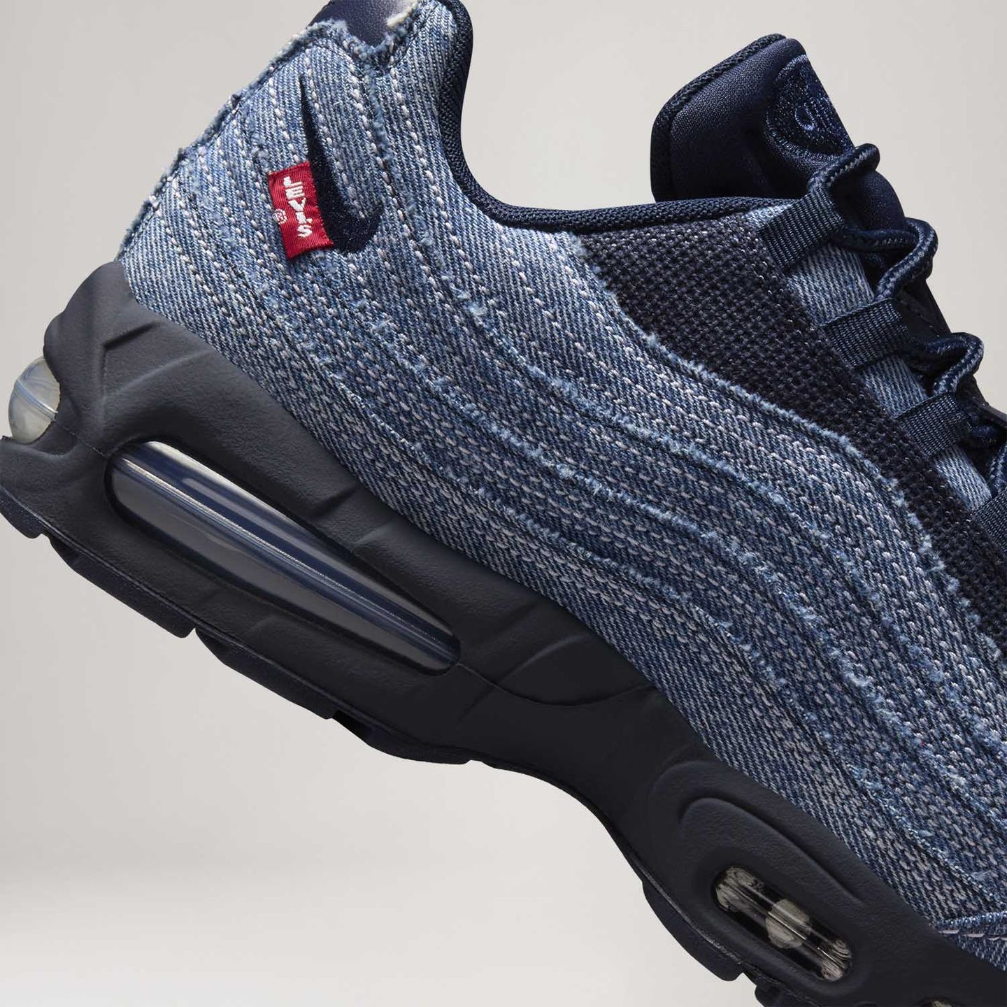 Levi's® x Nike Air Max 95 Denim - Azul Marinho - Levi's® Brasil