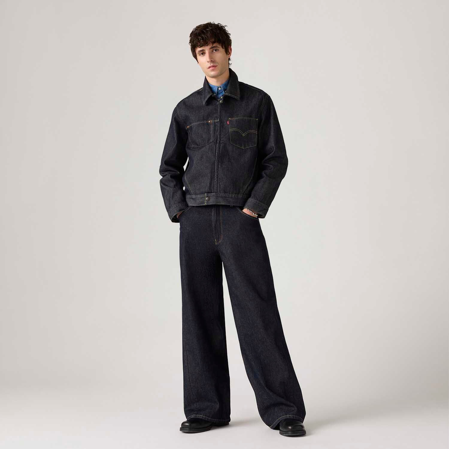 Calça Jeans Levi's® Twisted Baggy Lavagem Escura | FastStore PDP