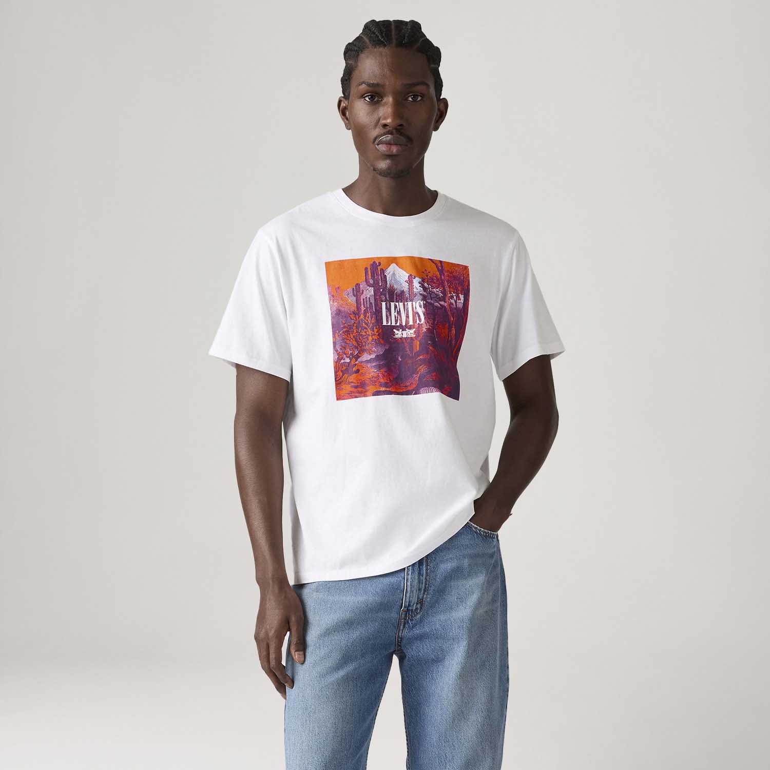 Camiseta Levi's® Relaxed Branca - Levi's® Brasil
