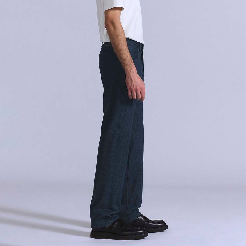 0033V0000_3.jpg