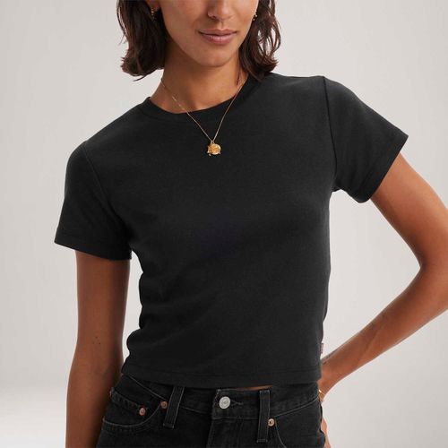 Camiseta Levi's® Essential Sporty Preta Manga Curta