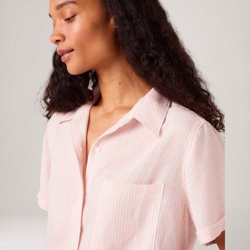 Camisa Levi's® Darlene Rosa Manga Curta