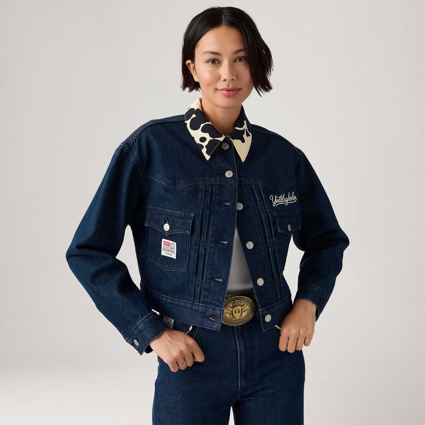 麻*雨様 LEVI'S x Toy Story Jean 32インチ Levi's® X Toy Story Jaqueta Jeans Trucker Type II Lavagem Escura