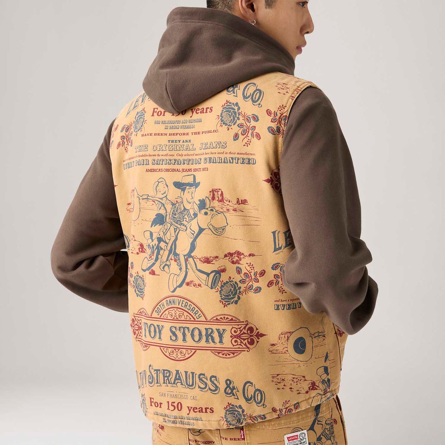 Levi's® X Toy Story Colete Vest Marrom - Levi's® Brasil