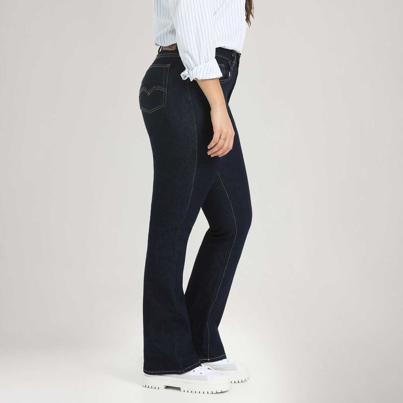 187590188_Levis -3.jpg