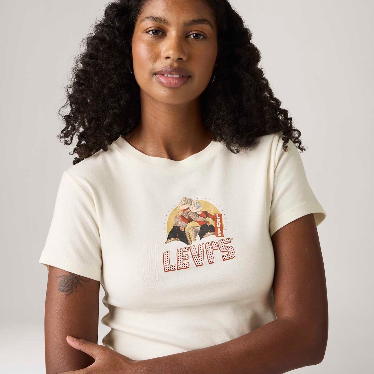 Camiseta Levi's® Essential Sporty Tee Off White - Levi's® Brasil