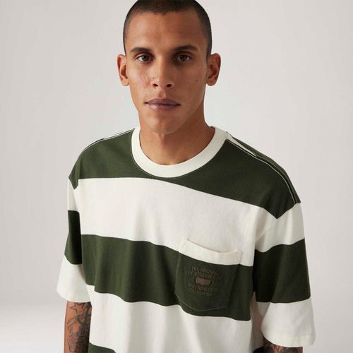 Camiseta Levi's® Stepped Hem Half 001R80000