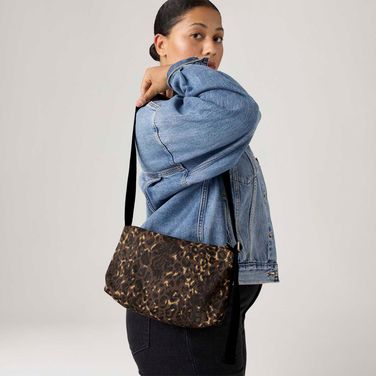 Bolsa Levi's® Ali Small Marrom - U USA | U BR