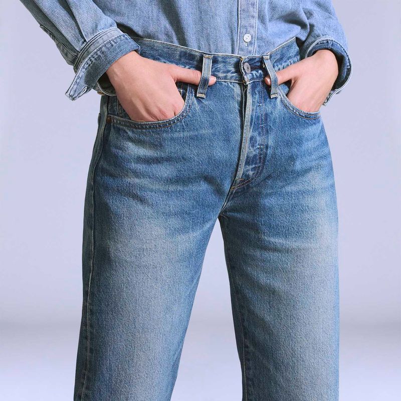 Calça Jeans Levi's® Blue Tab 501® 70's Lavagem Média - Levi's® Brasil