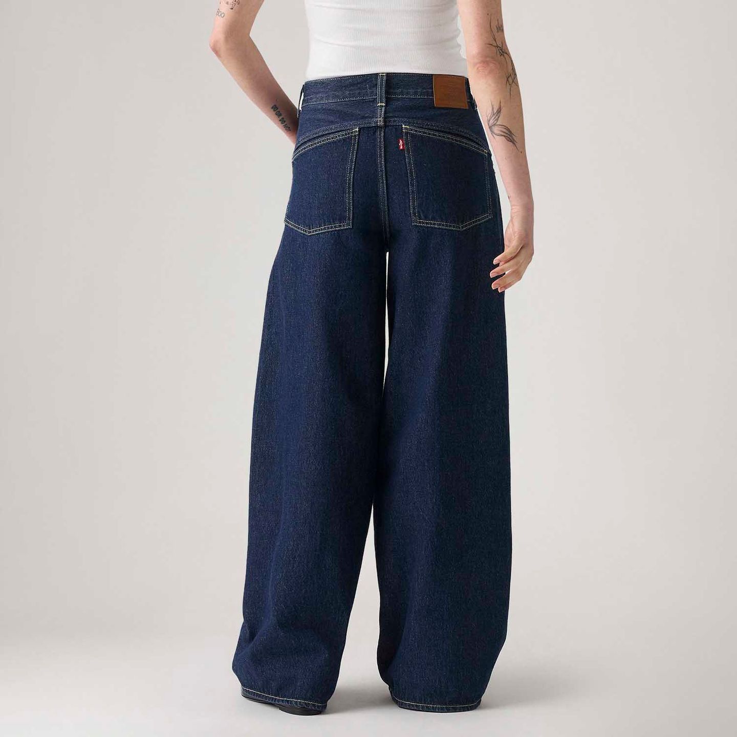 パンツ Levi's Super Baggy Barrel Jeans 27 Calça Jeans Levi's® Super Baggy Barrel Lavagem Escura - Levi's® Brasil