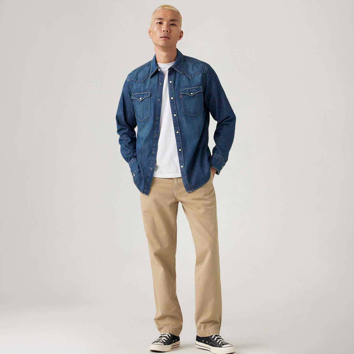 Calça Levi's® XX Chino Authentic Relaxed Bege - Levi's® Brasil