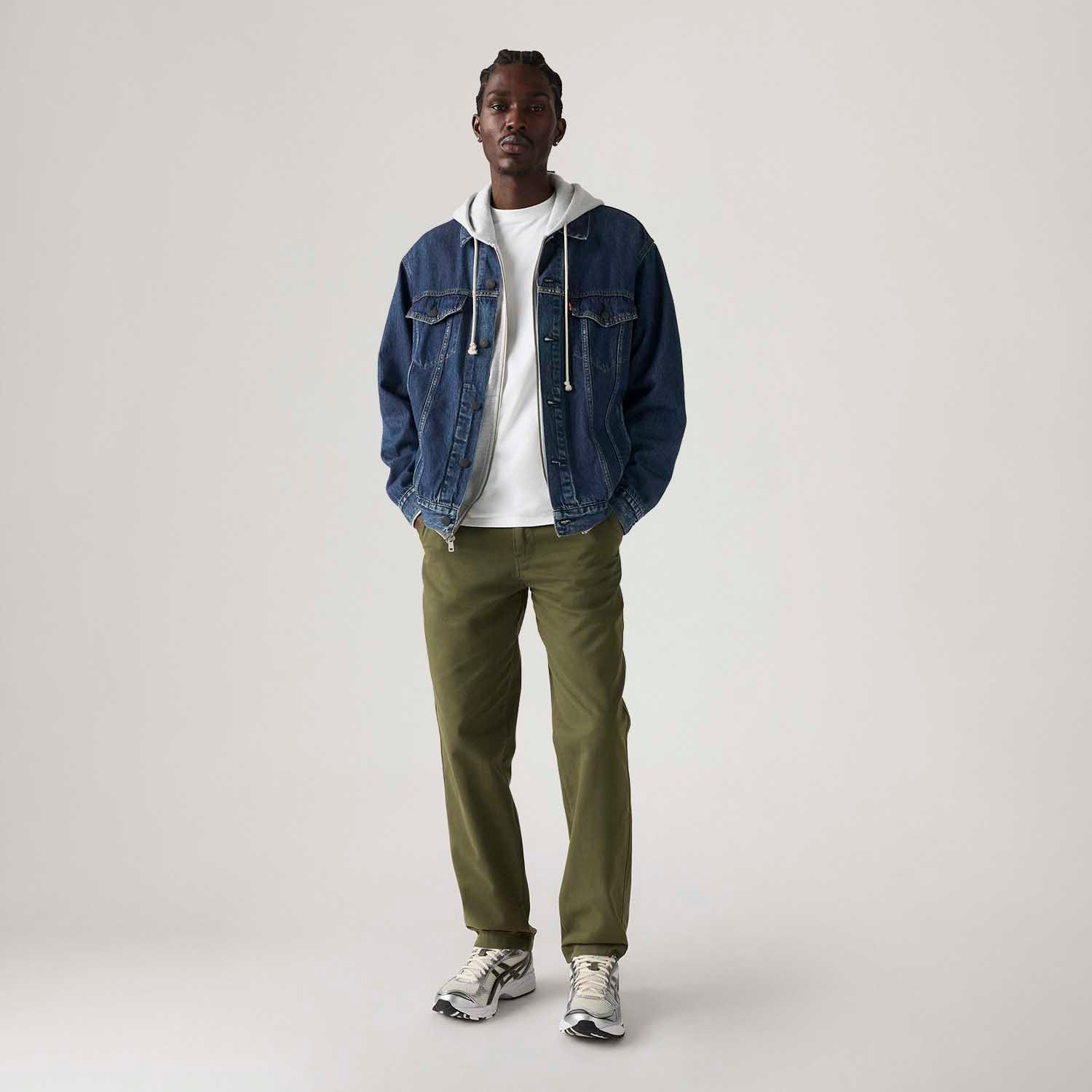 Calça Levi's® XX Chino Authentic Relaxed Verde - Levi's® Brasil