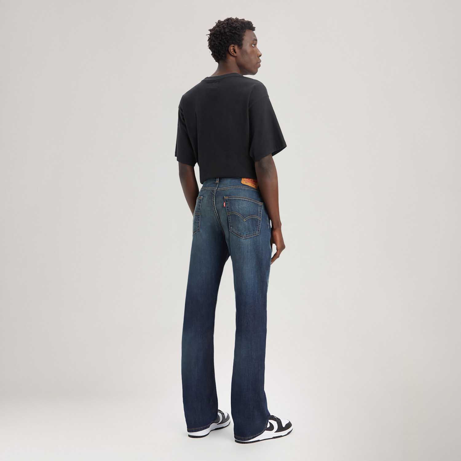 【user_44b987d5】 Calça Jeans Levi's® 527® Low Rise Bootcut Lavagem Escura - Levi's