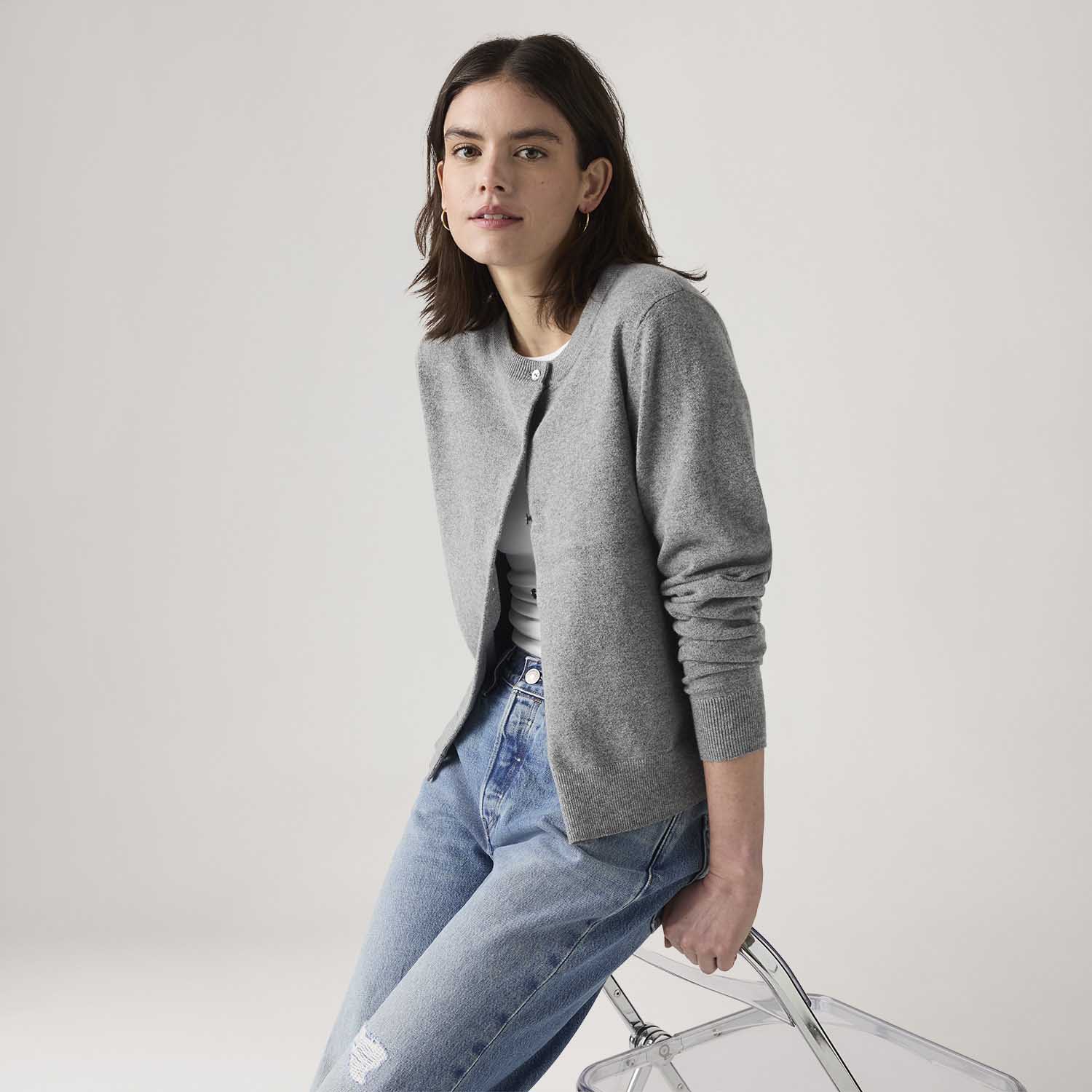 Cardigã Levi's® Tara Crewneck Cinza - Levi's® Brasil