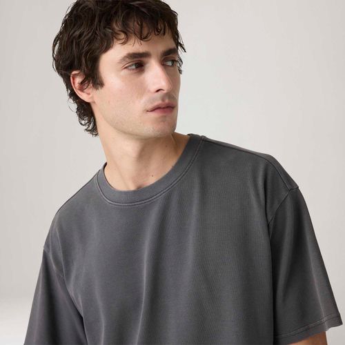 Camiseta Levi's® Boxy Preta