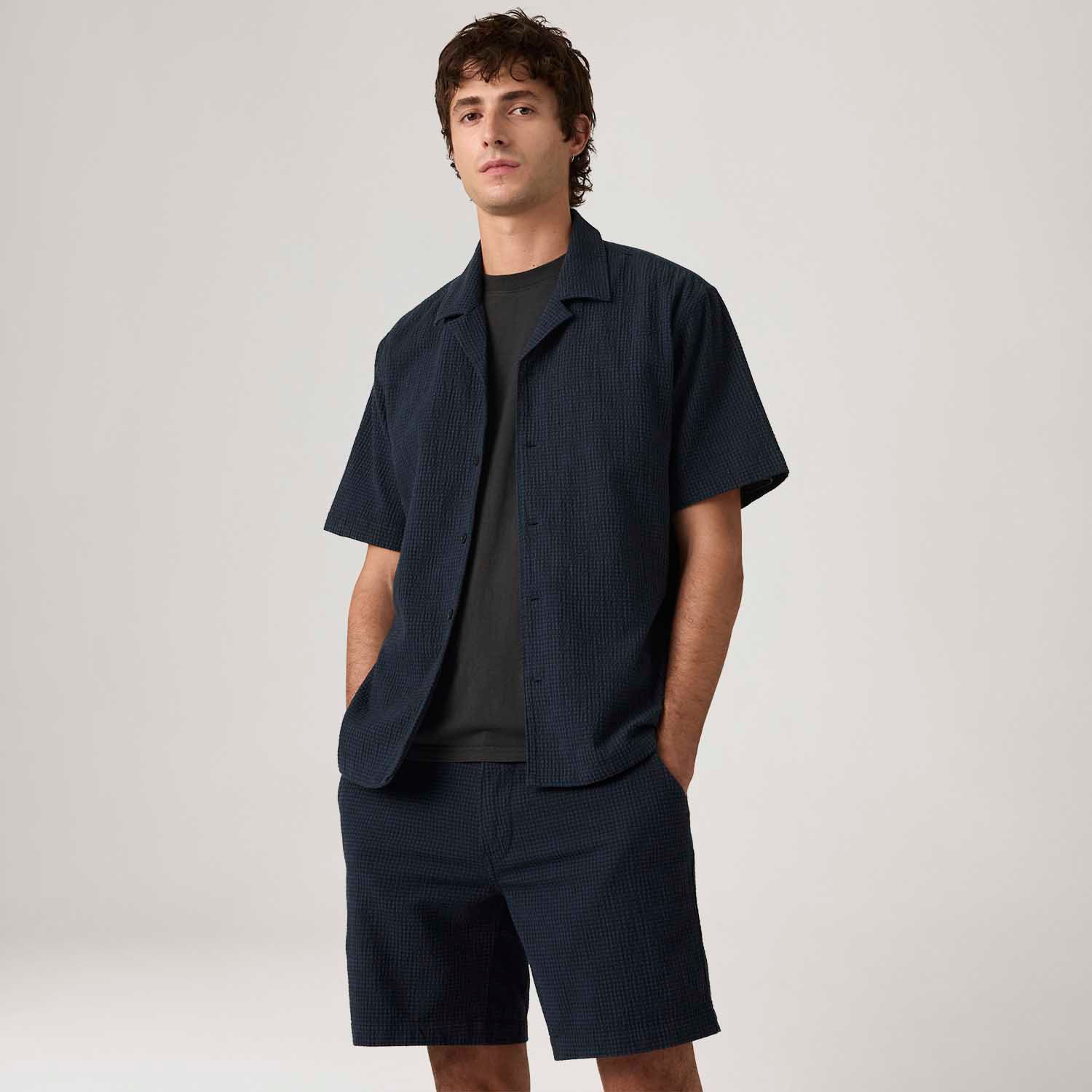 メンズシャツ　その１ Camisa Levi's® Sunset Camp Standard Azul - Levi's® Brasil
