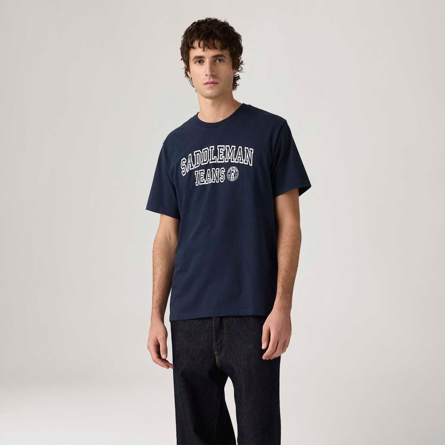 Camiseta Levi's® Relaxed Azul Marinho - Levi's® Brasil