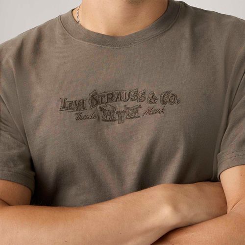 Camiseta Levi's® Relaxed Marrom