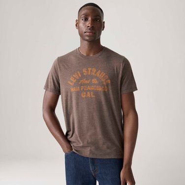 Camiseta Levi's® Graphic Crewneck Marrom