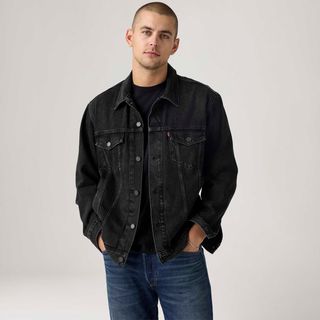 【L】Levi's MA-1 HYBRID TRUCKER Jaqueta Jeans Levi's® Relaxed Trucker Preta - Levi's® Brasil