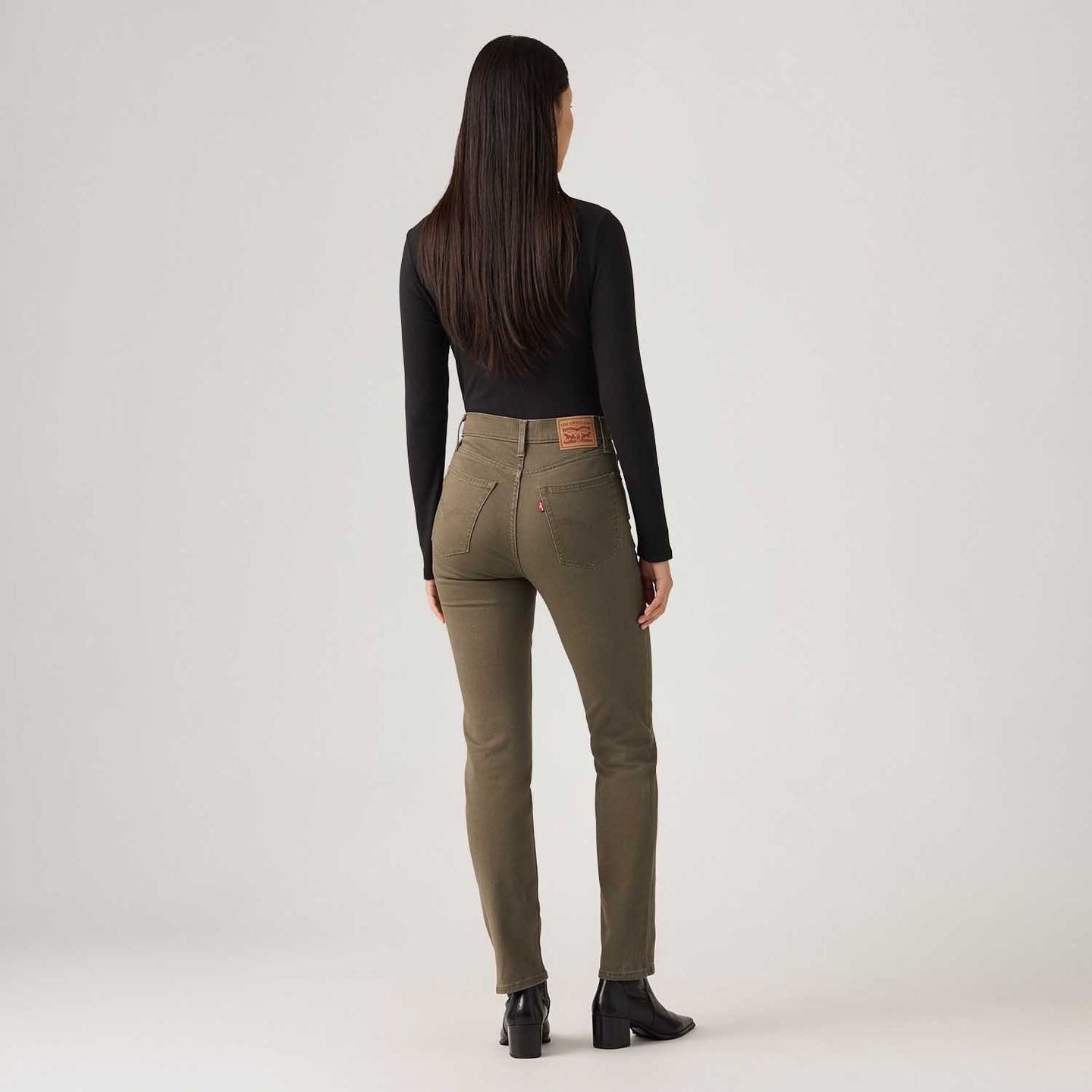 Calça Jeans Levi's® 724® High Rise Straight Marrom - Levi's® Brasil
