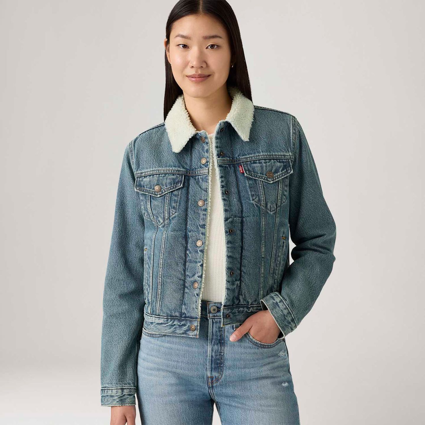 Jaqueta Jeans Levi's® Trucker Sherpa Original Lavagem Média