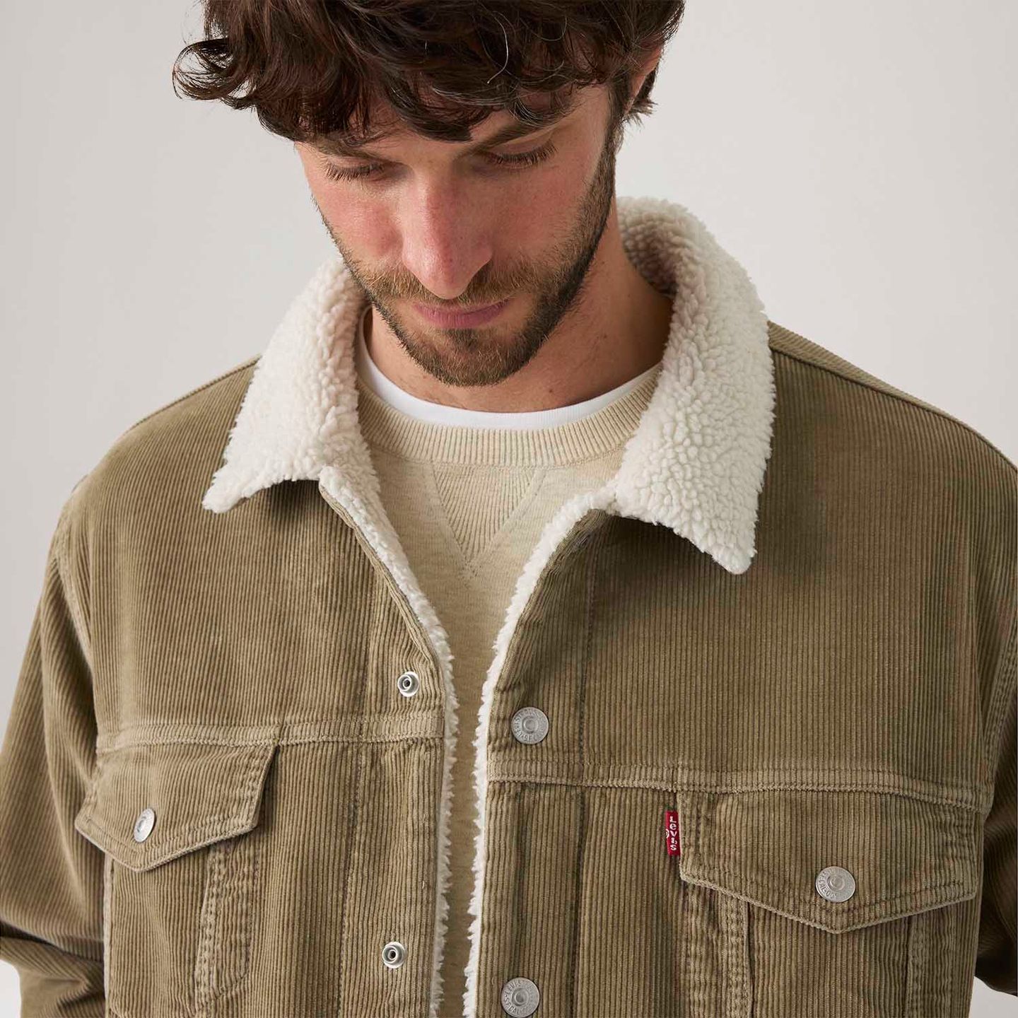 Jaqueta Jeans Levi's® Trucker Relaxed Sherpa Marrom - Levi's® Brasil