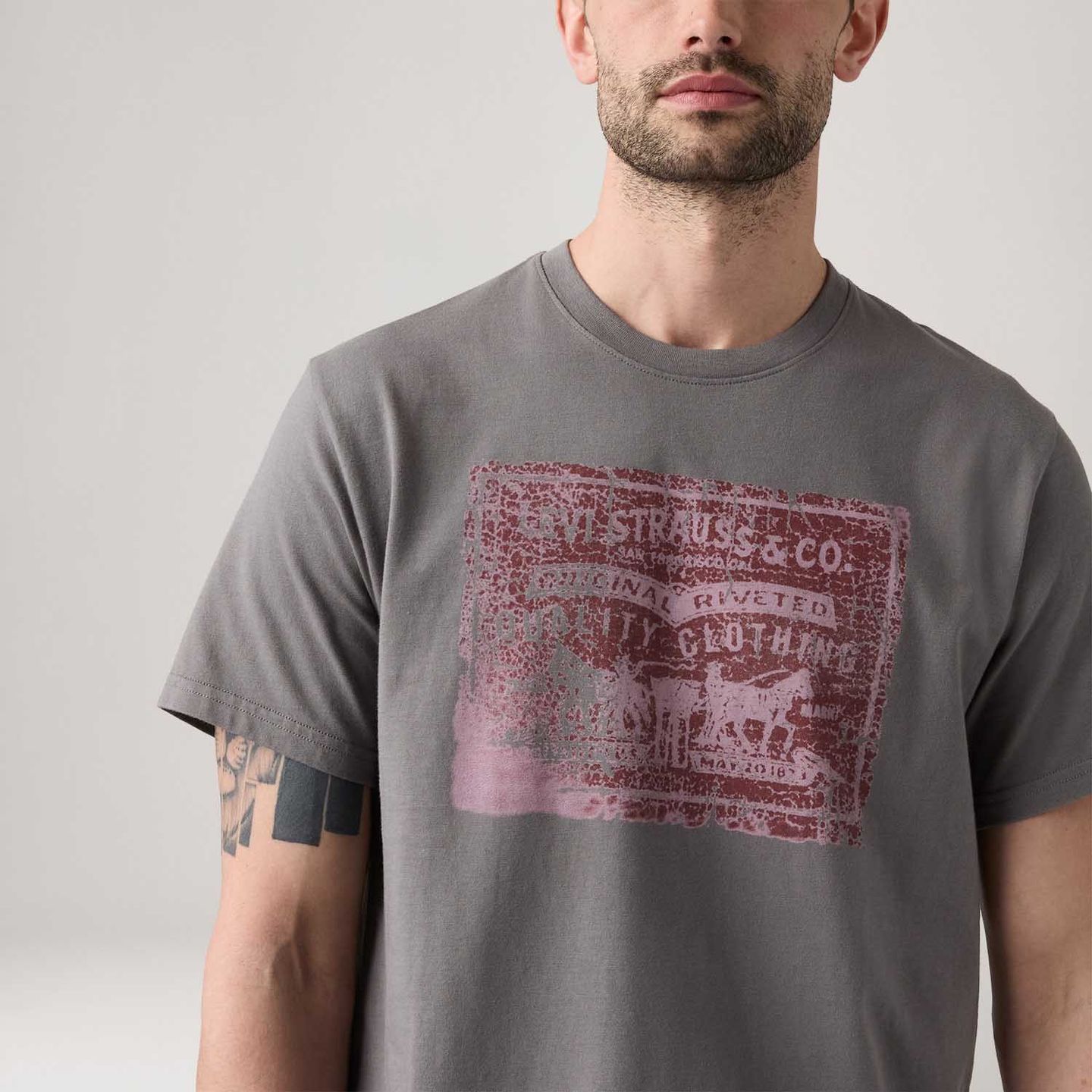 Camiseta Levi's® Graphic Crewneck Vermelha Manga Curta - Levi's