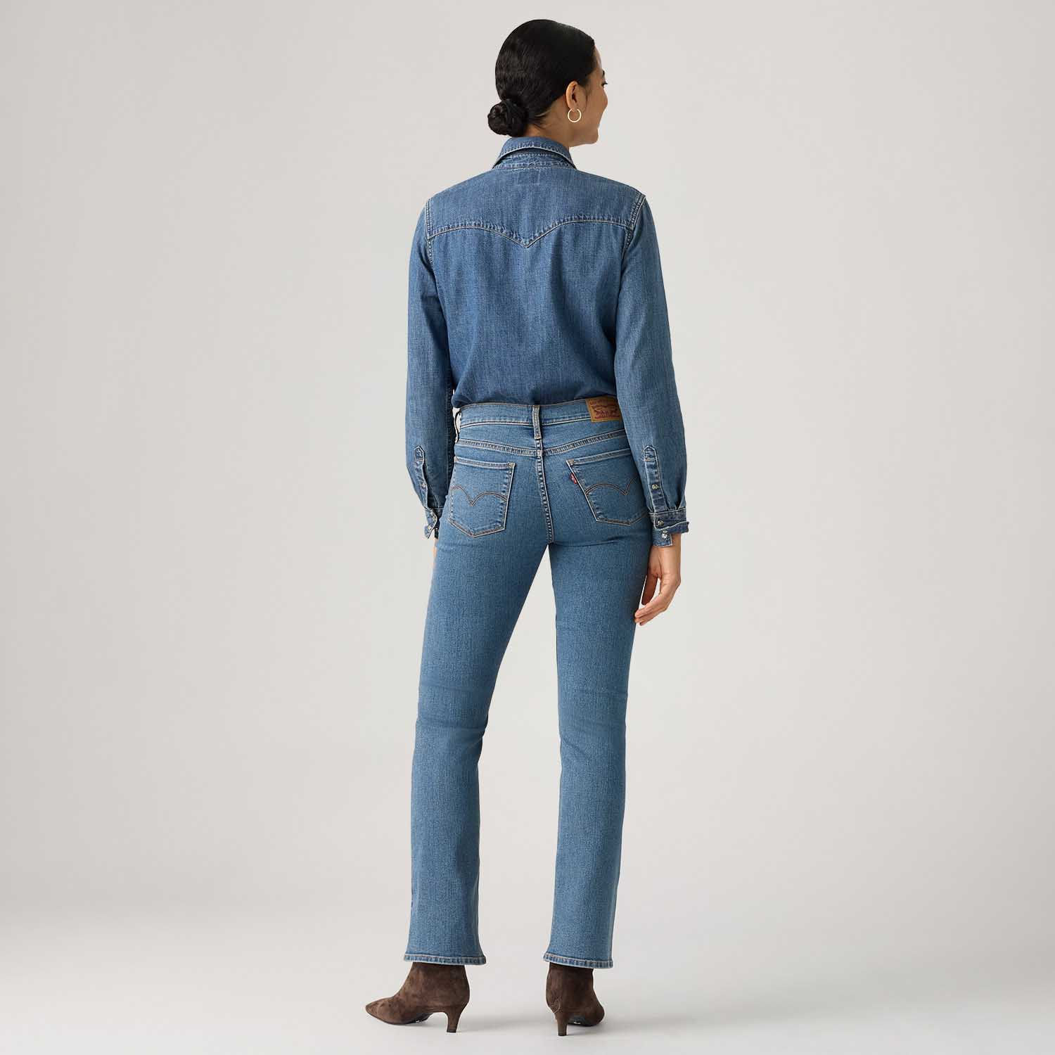 Calça Jeans Levi's® 315® Shaping Boot Lavagem Média | FastStore PDP